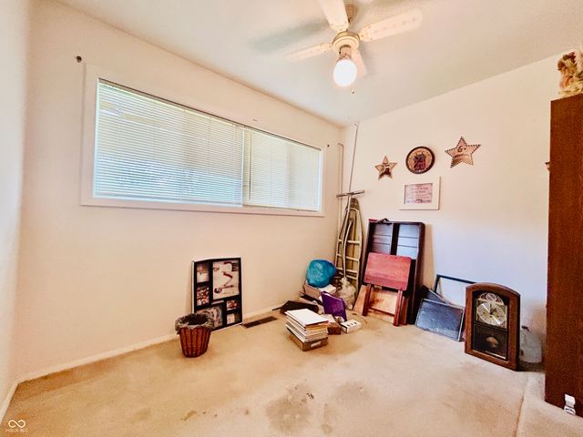 4231 Standish Drive, Indianapolis, IN 46221