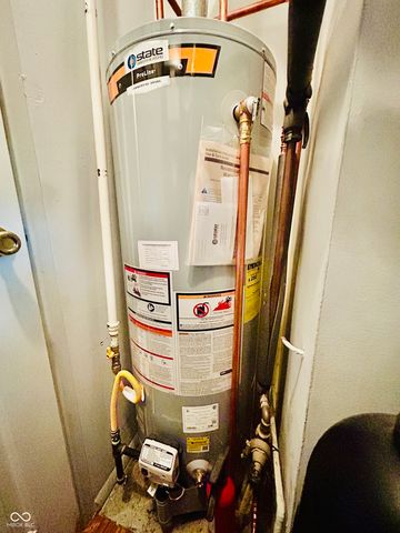 4231 Standish Drive, Indianapolis, IN 46221