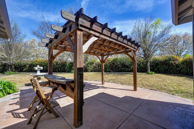 1795 Zurlo Way, Sacramento, CA 95835