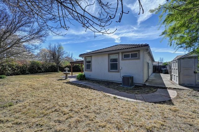 1795 Zurlo Way, Sacramento, CA 95835