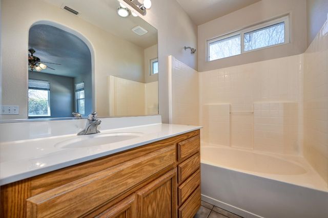 1795 Zurlo Way, Sacramento, CA 95835