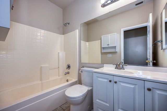 1795 Zurlo Way, Sacramento, CA 95835