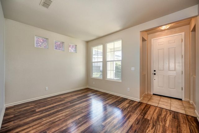 1795 Zurlo Way, Sacramento, CA 95835