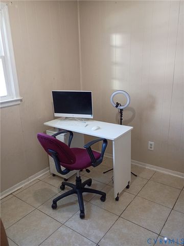 20117 Laurel Rd, South Chesterfield, VA 23803