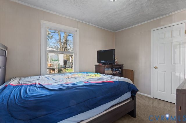 20117 Laurel Rd, South Chesterfield, VA 23803