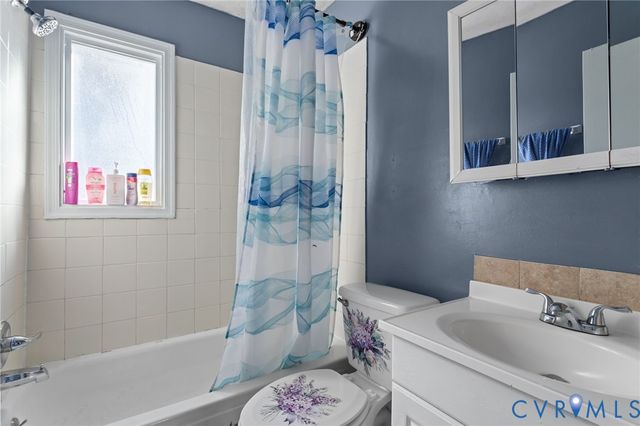 20117 Laurel Rd, South Chesterfield, VA 23803