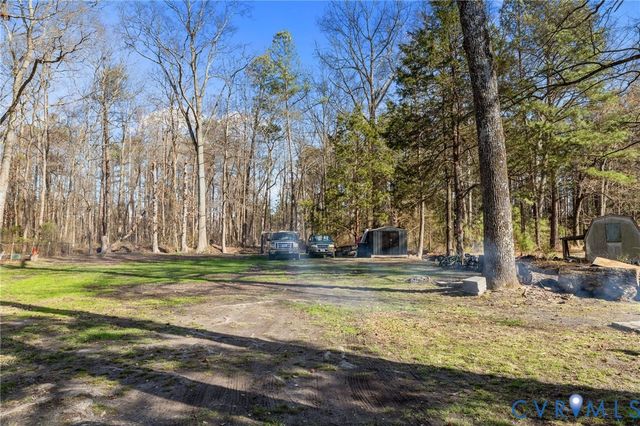 20117 Laurel Rd, South Chesterfield, VA 23803