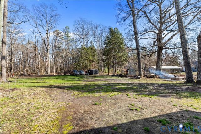 20117 Laurel Rd, South Chesterfield, VA 23803