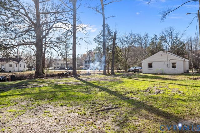 20117 Laurel Rd, South Chesterfield, VA 23803