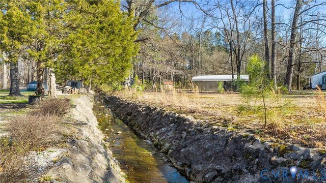 20117 Laurel Rd, South Chesterfield, VA 23803