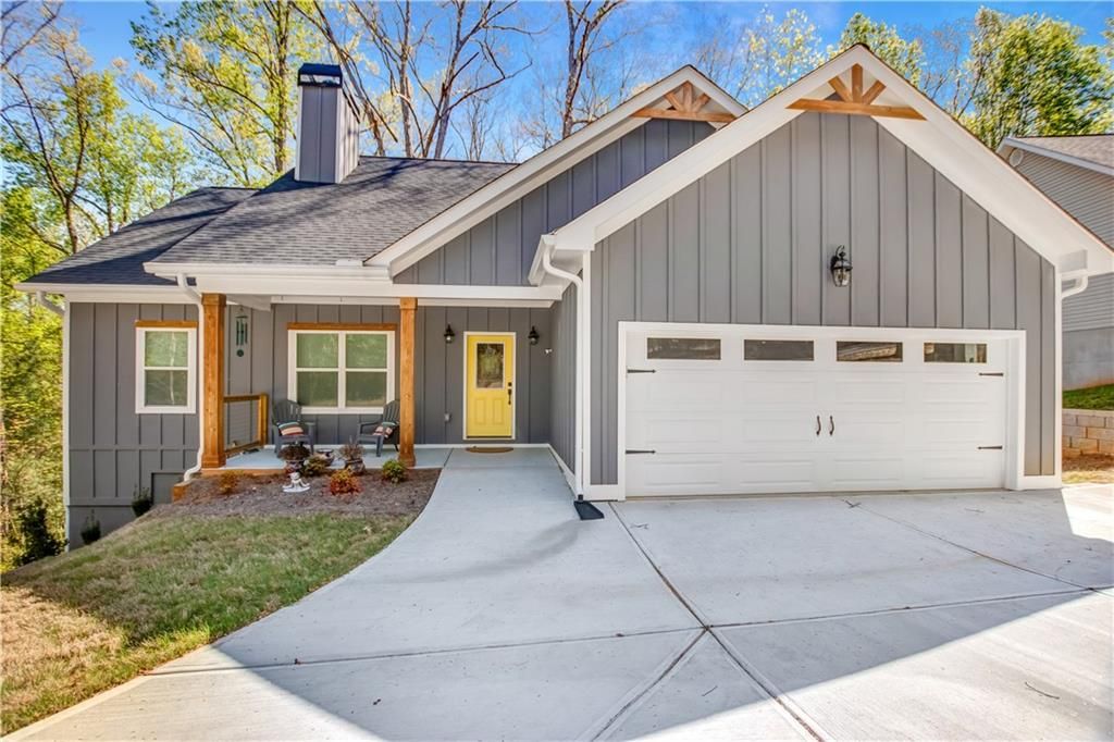 169 View Street, Clarkesville, GA 30523