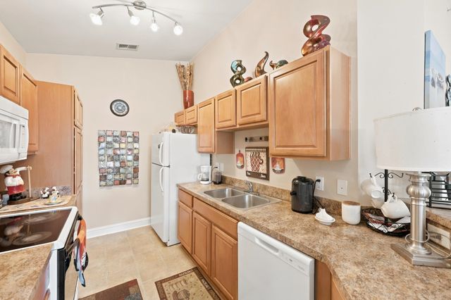 110 Portsmith Dr Unit 8, Myrtle Beach, SC 29588