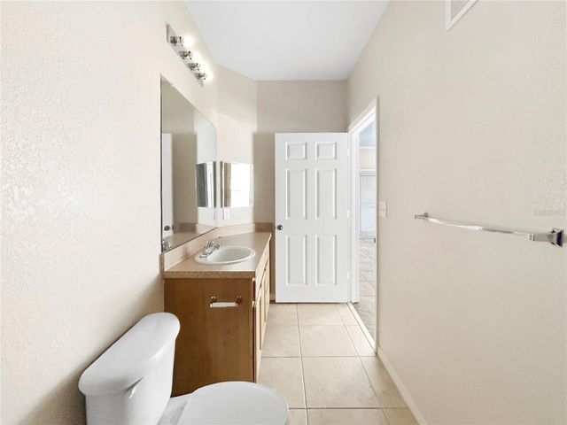 10205 COURTNEY PALMS BOULEVARD 101, Tampa, FL 33619