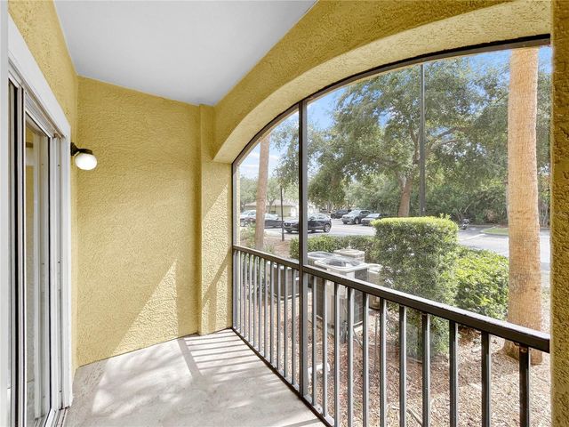 10205 COURTNEY PALMS BOULEVARD 101, Tampa, FL 33619