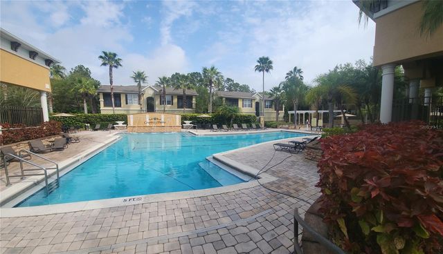 10205 COURTNEY PALMS BOULEVARD 101, Tampa, FL 33619