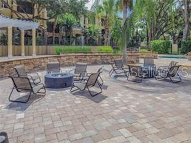 10205 COURTNEY PALMS BOULEVARD 101, Tampa, FL 33619