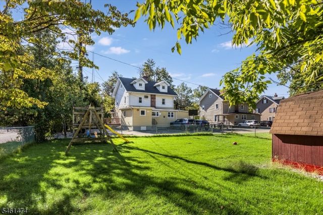 51 Ringwood Ave, Pompton Lakes Boro, NJ 07442