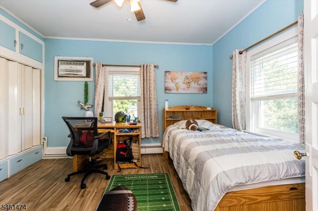 51 Ringwood Ave, Pompton Lakes Boro, NJ 07442
