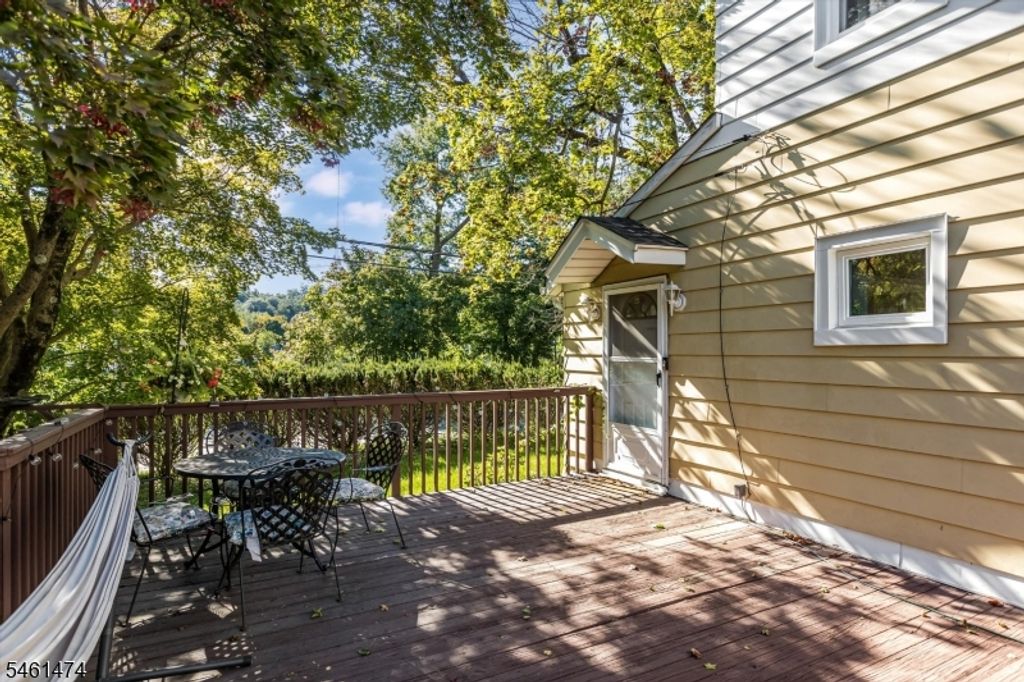 51 Ringwood Ave, Pompton Lakes Boro, NJ 07442 — photo 5