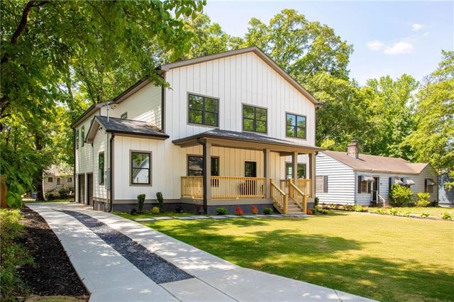 1432 SW BLUEFIELD Drive, Atlanta, GA 30310