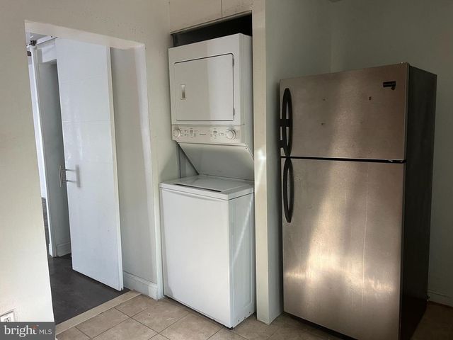 2030 WILDER ST, Philadelphia, PA 19146