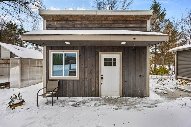 6972 Slocum Road, Ontario, NY 14519