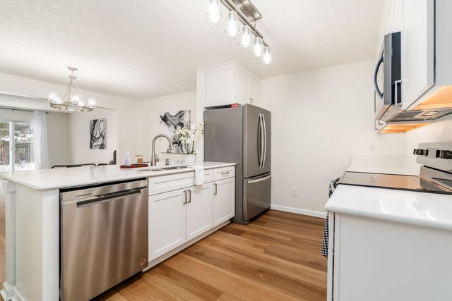 70 Tabilore Loop, Delaware, OH 43015