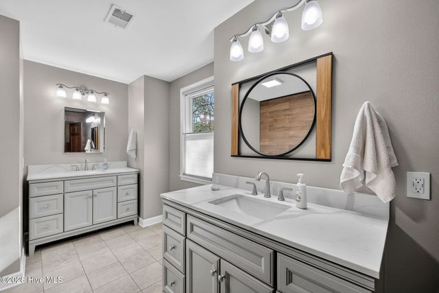 10020 S Olde Towne Wynd, Leland, NC 28451