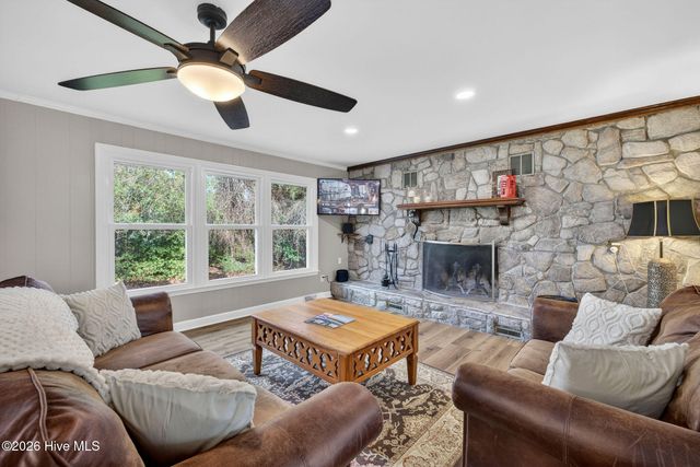 10020 S Olde Towne Wynd, Leland, NC 28451