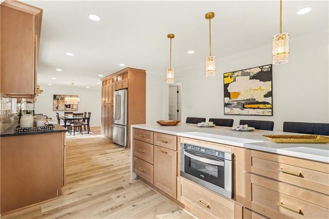 2670 Stonehenge Way, Dunwoody, GA 30360