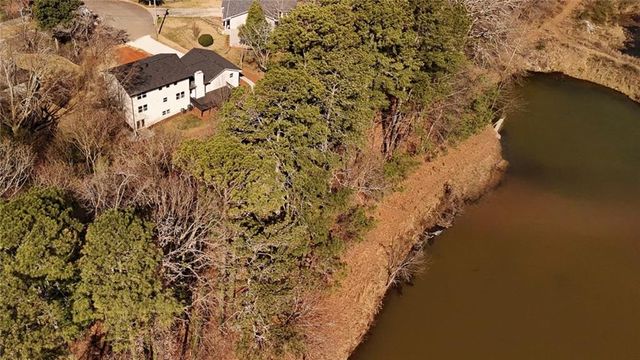 2670 Stonehenge Way, Dunwoody, GA 30360