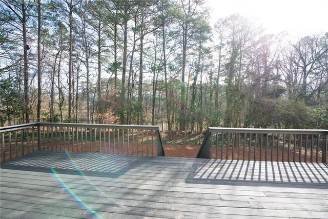 2670 Stonehenge Way, Dunwoody, GA 30360