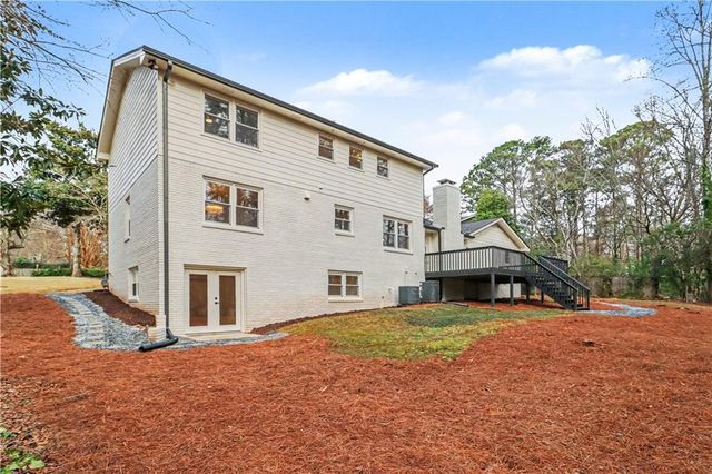 2670 Stonehenge Way, Dunwoody, GA 30360