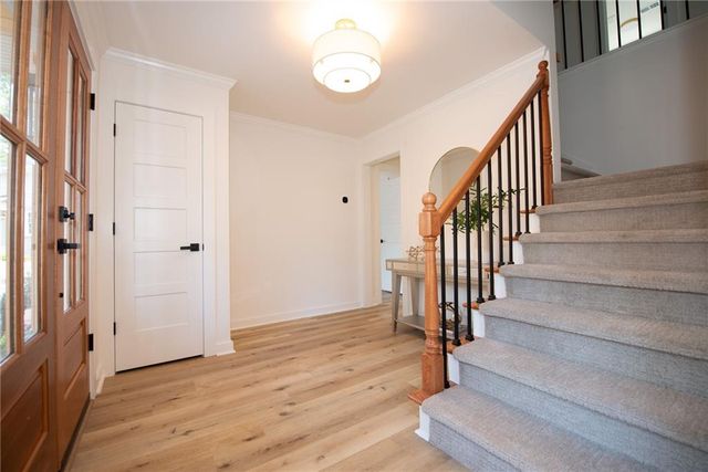 2670 Stonehenge Way, Dunwoody, GA 30360