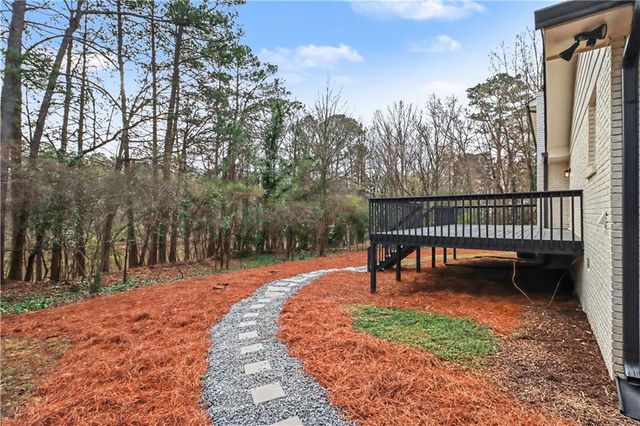 2670 Stonehenge Way, Dunwoody, GA 30360