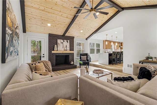 2670 Stonehenge Way, Dunwoody, GA 30360