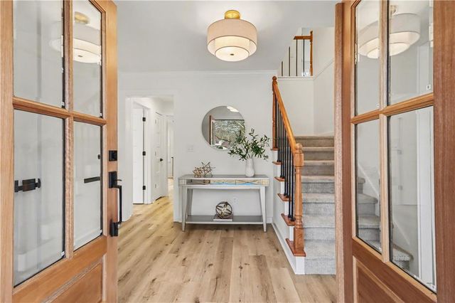 2670 Stonehenge Way, Dunwoody, GA 30360