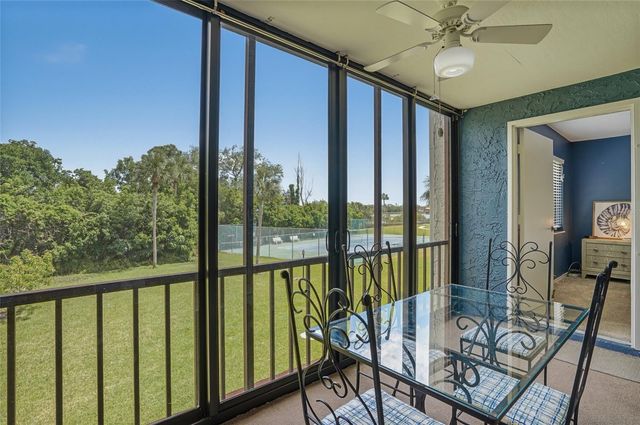1624 STICKNEY POINT ROAD 1624-208, Sarasota, FL 34231