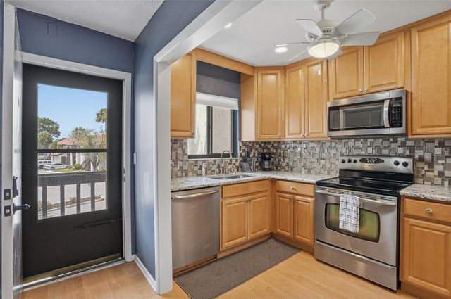 1624 STICKNEY POINT ROAD 1624-208, Sarasota, FL 34231