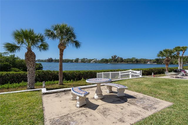 1624 STICKNEY POINT ROAD 1624-208, Sarasota, FL 34231