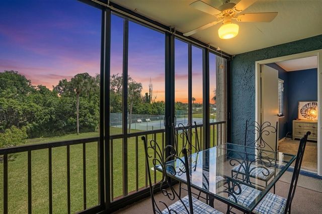 1624 STICKNEY POINT ROAD 1624-208, Sarasota, FL 34231