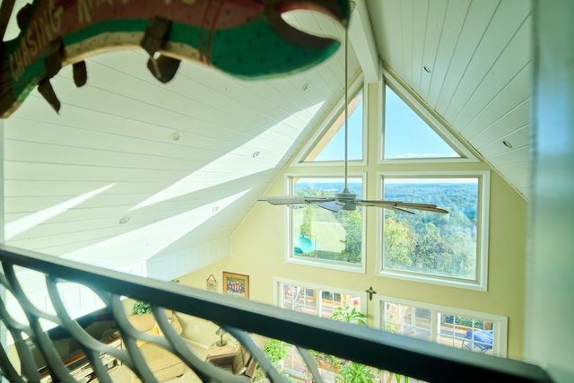 2 Goti Drive, Cherokee Village, AR 72529