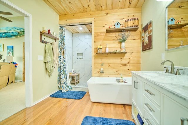 2 Goti Drive, Cherokee Village, AR 72529