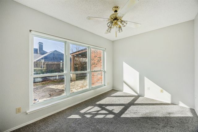 709 Bridget Way, Hurst, TX 76054