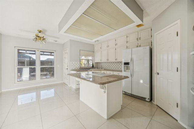 709 Bridget Way, Hurst, TX 76054