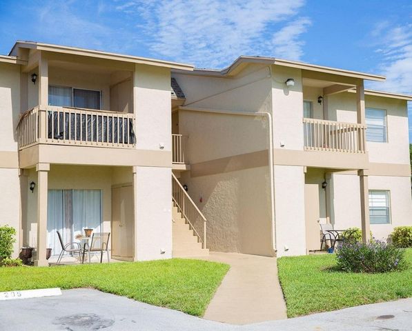 1798 Abbey Road Unit 205, West Palm Beach, FL 33415