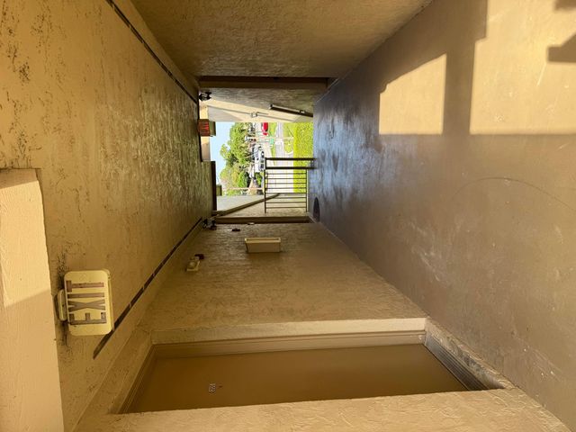 1798 Abbey Road Unit 205, West Palm Beach, FL 33415