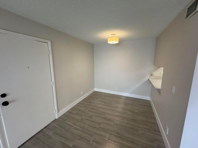 1798 Abbey Road Unit 205, West Palm Beach, FL 33415