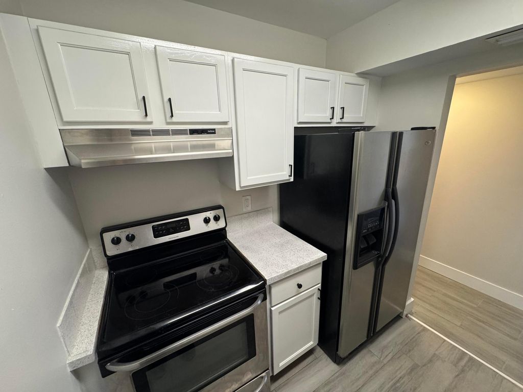 1798 Abbey Road Unit 205, West Palm Beach, FL 33415