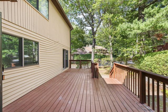 72 E Bluff Rd 72, Ashland, MA 01721